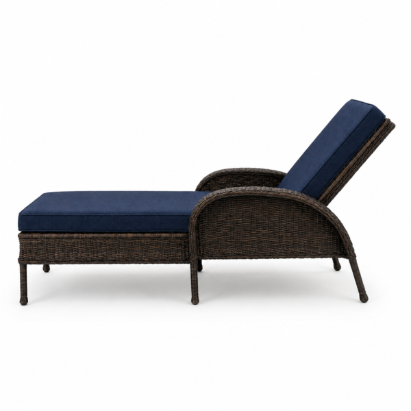 out 1 Manhattan Wicker Outdoor sun lounger